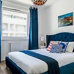 Blue Apartament *